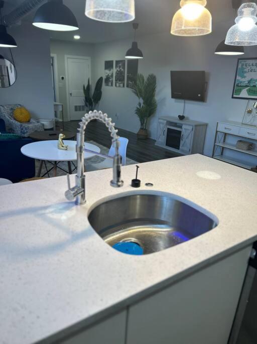 Modern Loft!/Free Parking/Long Stay Friendly! Detroit Bagian luar foto